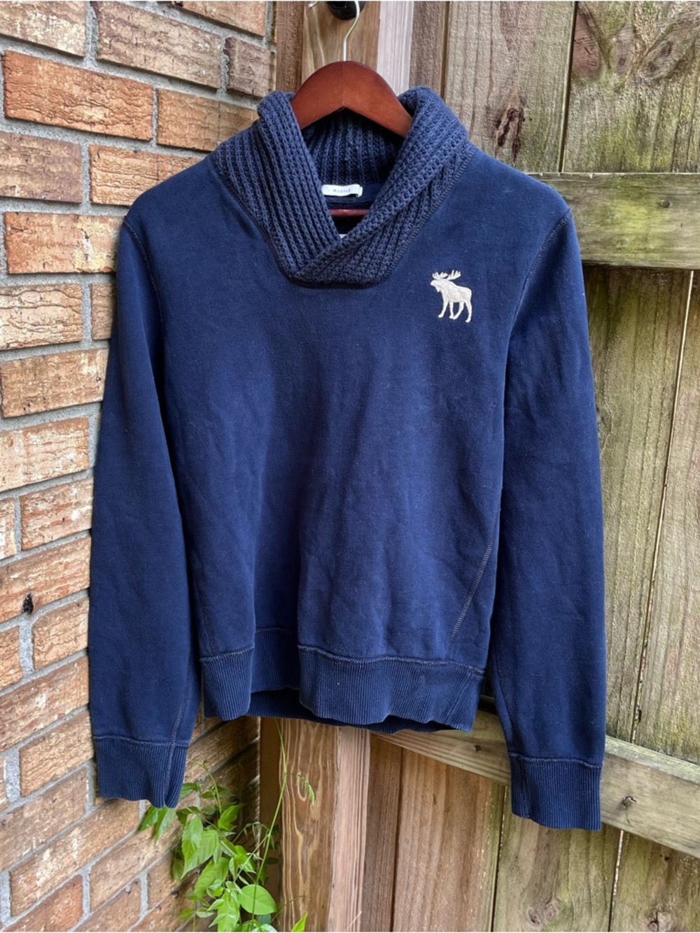 Vintage Abercrombie & Fitch Mens Logo Muscle-Fit Roll Shawl Sweatshirt